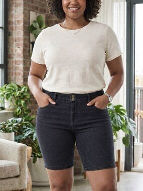 Torrid Black Jegging Shorts Womens Sz 24 Denim Jorts Stretch Plus High Rise Y2K